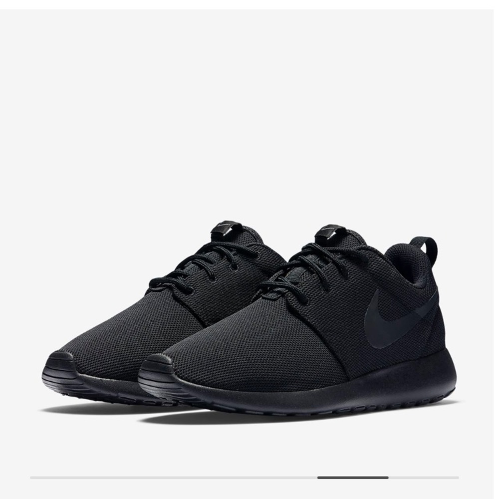NIKE Roshe One Black